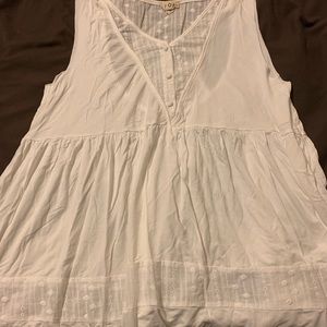 Boutique style small top white